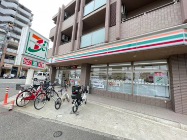 セブン−イレブン 神戸国香通２丁目店の画像1