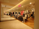 ユニクロ たまプラーザテラス店
