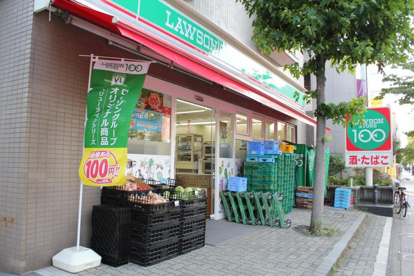 ローソンストア100 松江七丁目店の画像1