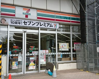 セブンイレブン西国分寺駅前の画像1