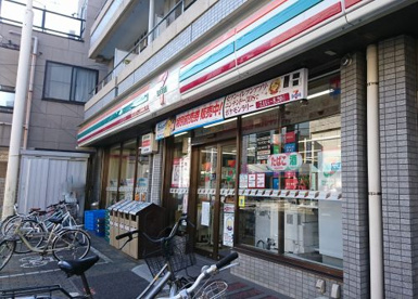 セブンイレブン国立中の画像1