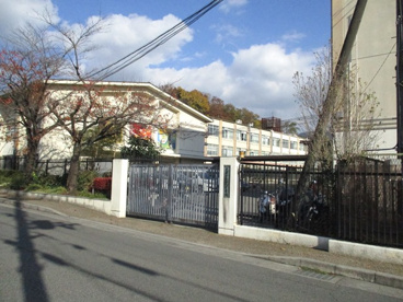 洛北中学校の画像1