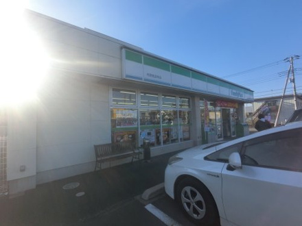 ファミリーマート旭五所店