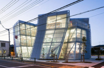 なかまちテラス （小平市立仲町公民館・仲町図書館）