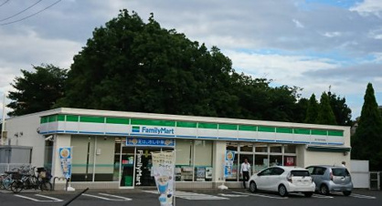 ファミリーマート国分寺府中街道店の画像1