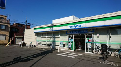 ファミリーマート谷保駅東店の画像1