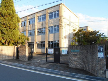 京都市立 西京極西小学校の画像1