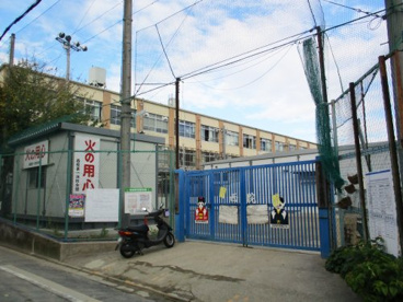 京都市立 西院小学校の画像1