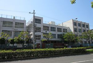 豊崎東小学校の画像1
