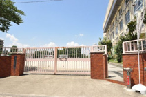 足立区立 栗島中学校