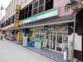ファミリーマート近鉄八尾駅前店