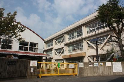 横須賀市立 大津小学校の画像1