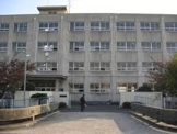 高槻市立芝生小学校
