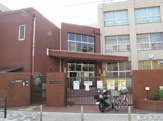 大阪私立恵美小学校