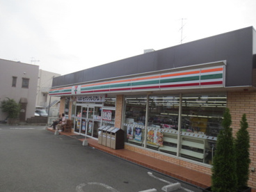 セブン-イレブン厚木愛甲石田駅前店の画像1