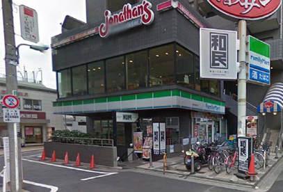 ファミリーマート調布駅南口店の画像1