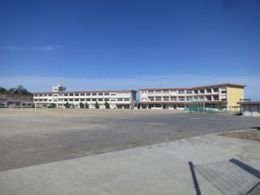 鈴鹿市立天栄中学校の画像1