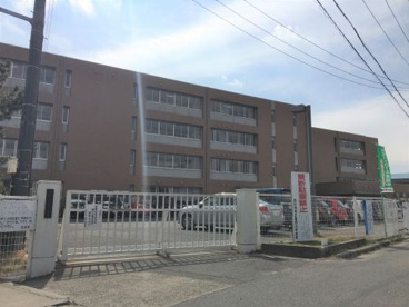 四日市市立富田小学校の画像1