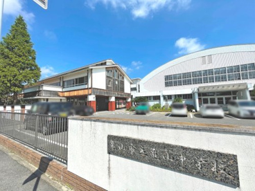 亀山市立亀山中学校の画像1