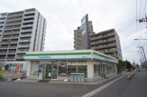 ファミリーマート戸田駅東口店