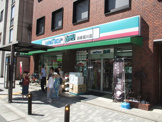 ドラッグひかり四条堀川店