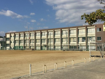 桑名市立陵成中学校の画像3