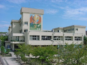 泉丘小学校の画像1
