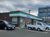 ファミリーマート宮千代三丁目店