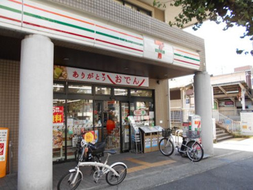 セブン-イレブン京都修学院駅前店の画像1