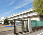 元郷中学校