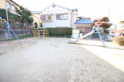神明石塚付近児童公園の画像2