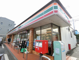 セブンイレブン 横浜牛久保東１丁目店
