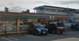 セブンイレブン 横浜川和町店の画像1