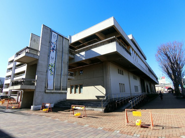 三鷹市役所の画像1