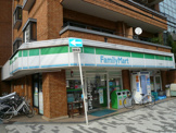 ファミリーマート与力町店