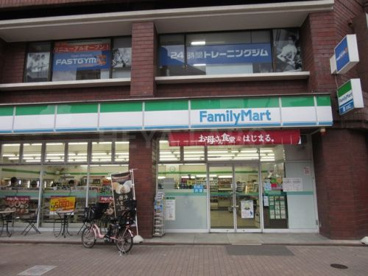ファミリーマート豊島要町店の画像1