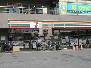 セブンイレブン北戸田駅西口店の画像1