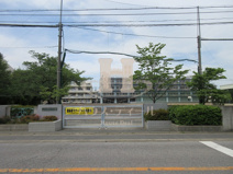 川口市立幸並中学校