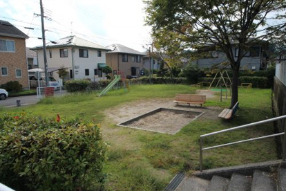 和邇春日1丁目公園の画像1