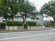富士見市立南畑小学校