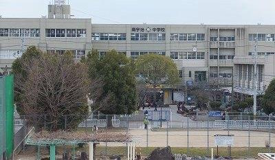 宇治市立南宇治中学校の画像1