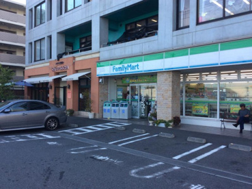 ファミリーマート北綱島店の画像1