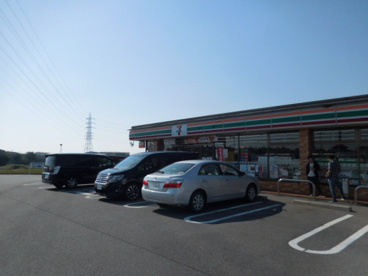 セブン-イレブン西尾米津町店の画像1