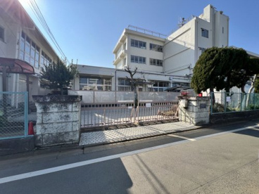 練馬区立泉新小学校の画像1
