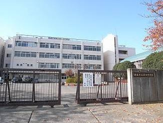 新座市立第三中学校の画像1