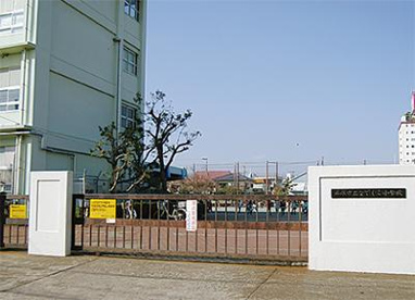 平塚市立なでしこ小学校の画像1