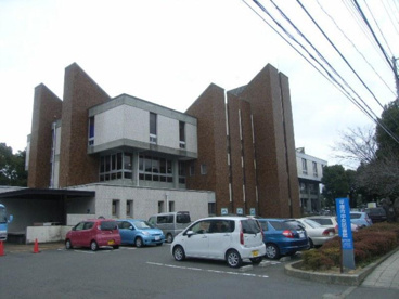 平塚市 中央図書館の画像1