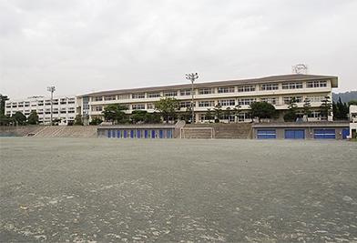 大磯中学校の画像1