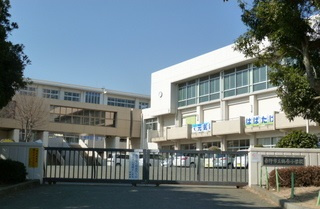 秦野市立鶴巻小学校の画像1