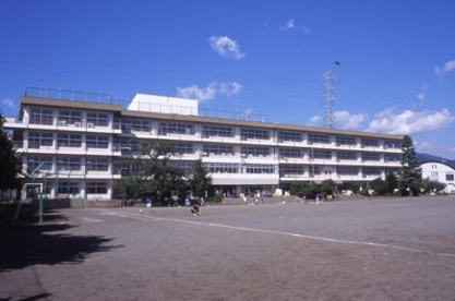 秦野市立西小学校の画像1